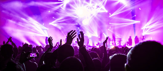 LightningDASHで目立つ光るわたあめ